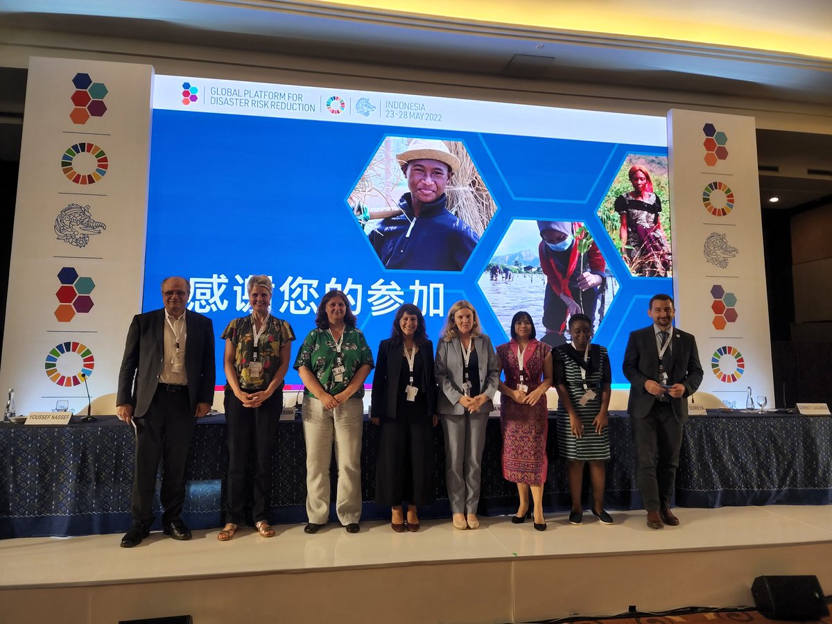 Aimee_DPM's tweet photo. Toward COP27...thank you #undrr for the invitation to join this dynamic panel discussing the linkage, goals, and objectives between #CCA &amp; #DRR https://t.co/laVjQlt5kY