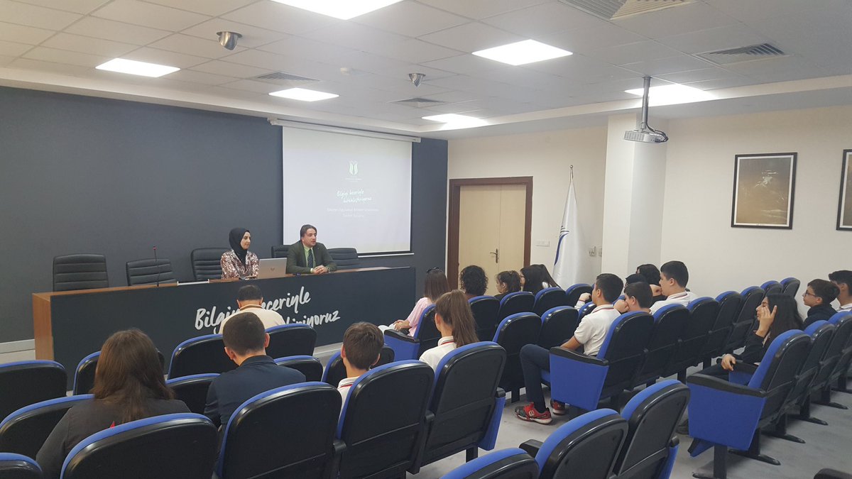TeknolojiSubu's tweet photo. AÇILIM OKULLARI ORTAOKUL ÖĞRENCİLERİ FAKÜLTEMİZİ ZİYARET ETTİ

Açılım Okulları Müdürü Ahmet İçözve Matematik Öğretmeni Nagihan Birbir, Fen Bilimleri Öğretmeni Aylin Atalay eşliğinde Fakültemize gelen 20 öğrenci , Mühendislik bölümlerini, atölye ve  laboratuvarlarını gezdiler. https://t.co/ZL11VbGk3D