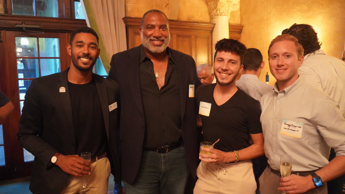 MDGLCC's tweet image. Great event ! #gaybizmiami #mdglcc 
🏳️‍🌈 @BiltmoreHotel