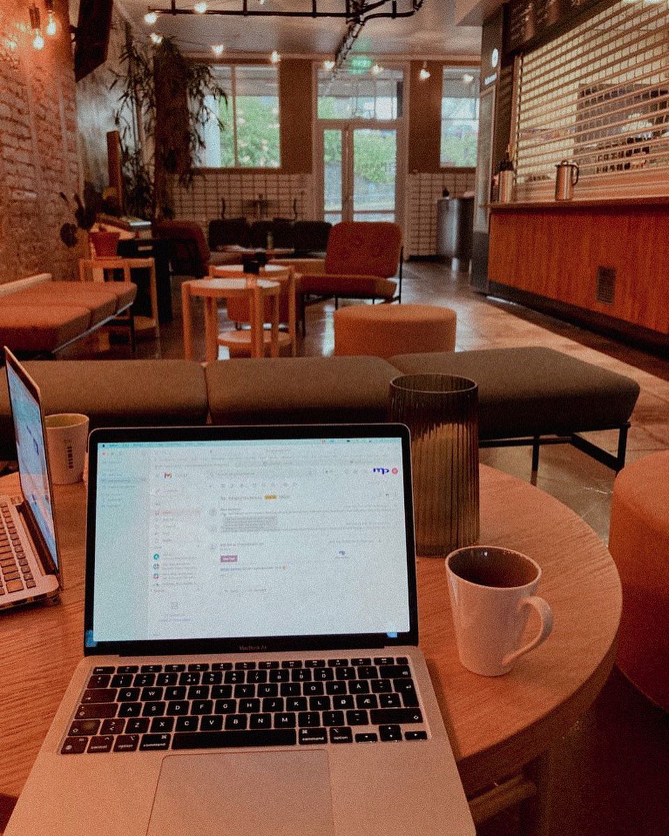 melody_pipe's tweet photo. Våre reiser fortsetter og vi er nå i Kristiansand for å ha god dialog med spillestedene der. Vi elsker å være ute blant folk og bli kjent med alle de fantastiske bidragsyterne til norsk musikkultur! #norskmusikk https://t.co/gNpW4xxcNp