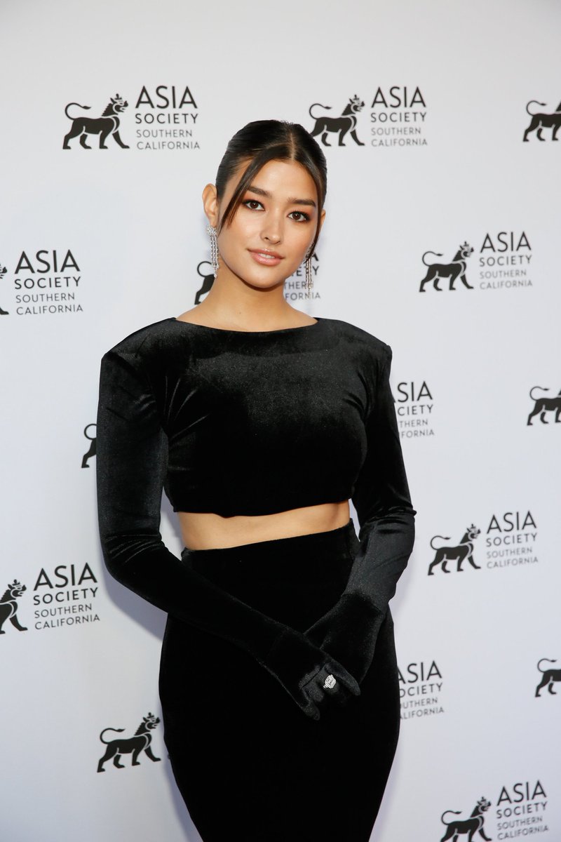 lizagallery's tweet photo. rooting for this Hollywood star in-the-making, miss Liza Soberano ✨ https://t.co/ok3rI9YOiu