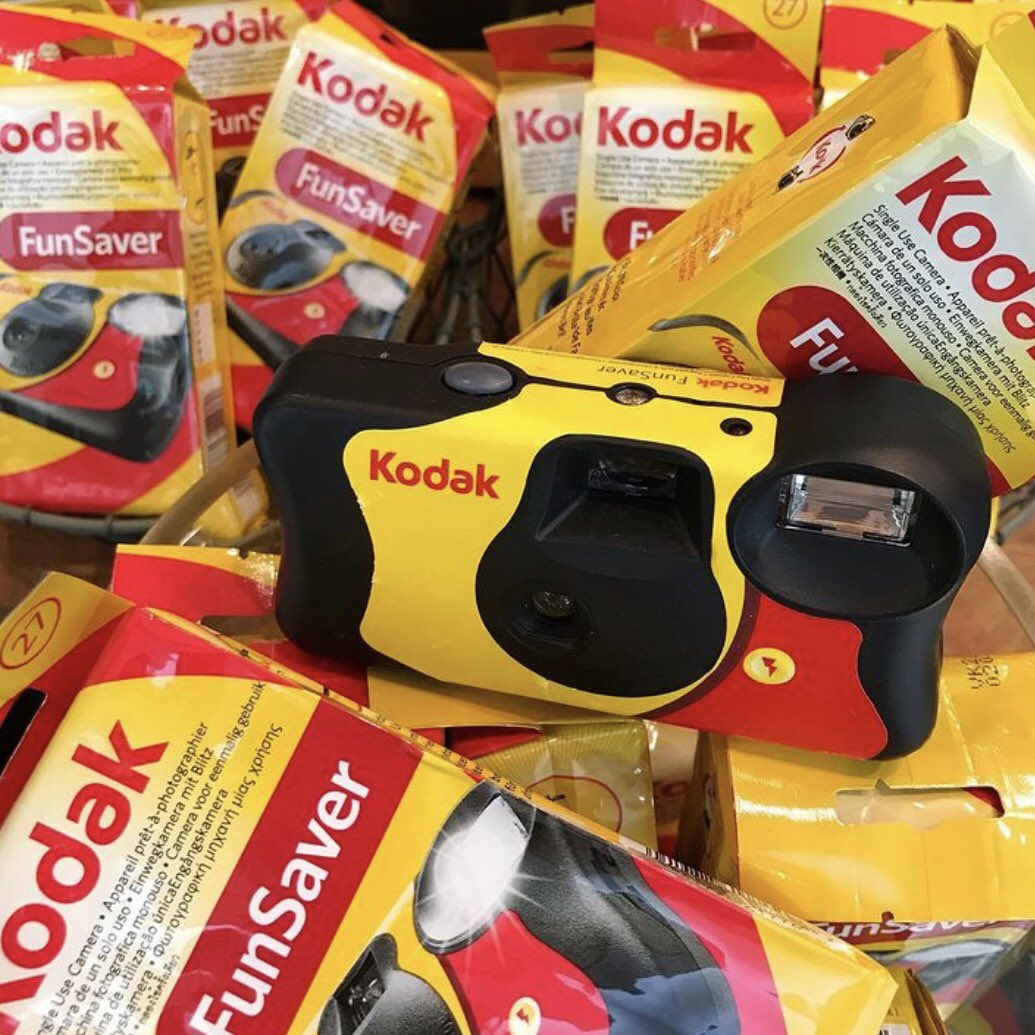 توییتر Memini در توییتر お待たせいたしました Kodakの使いきりカメラ ファンセーバー 入荷しました 数に限りがございますのでお早めに 名駅 名古屋駅 カメラのアマノ フィルム Kodak Kodakfunsaver スマホ スマホ転送 写真 フィルムカメラ