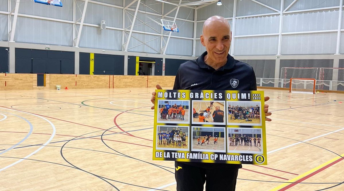 Darrer entrenament d’hoquei de la temporada amb @quimpauls 
Moltes gràcies Quim per haver compartit amb nosaltres tants moments i tants coneixements!! la família del Navarcles et desitja molta sort i molts èxits en el teu nou projecte!
#hoquei #thinkinghockey #aprenemdelsmillors