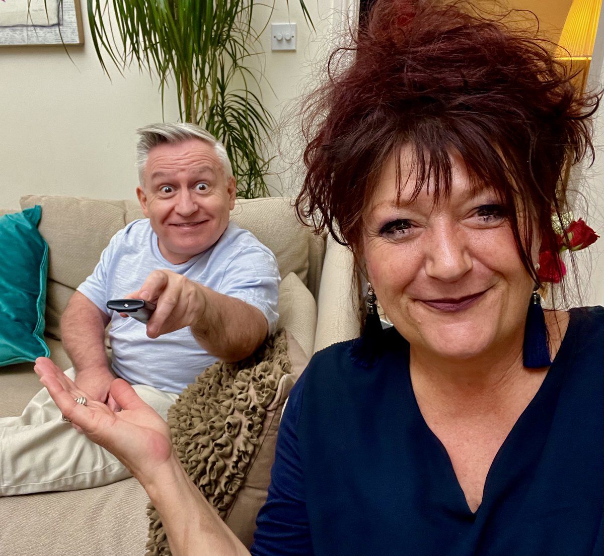 I'm handing Jane the remote control as it's the last of this series of Gogglebox tonight. It's been a blast and I'm happy to say we shall see you next series. Tonight however enjoy the show, 9pm, Channel 4. Thanks for all your support, joy and fun. 📺👀 #Gogglebox #Treacle