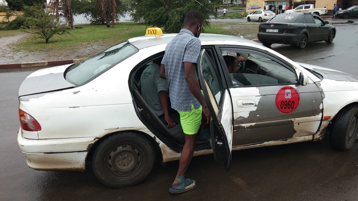 🚖La calidad del servicio de taxi en Guinea Ecuatorial genera inquietud en la ciudadanía debido a la incoherencia del precio del mismo con las distancias.

Pueden seguir el reportaje en nuestro canal de youtube: YoH Media

#ServicioDeTaxi
#Sociedad
#GuineaEcuatorial