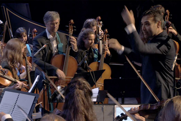 Classiquenews21's tweet photo. BAROQUE révolutionnaire. Avec GUERRE et PAIX le JOR JEUNE ORCHESTRE RAMEAU, Bruno Procopio ressuscitent l'Orchestre de Rameau :  l'événement digital. Enjeux, présentation, entretiens, reportage vidéo : https://t.co/Qib7CV32CL https://t.co/Ai8IqxqUt1