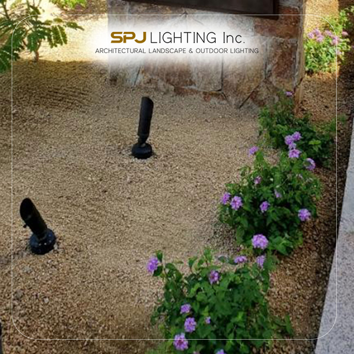 Made in the USA, our collection offers you an expansive array of directional and #wallwashers with four-lumen outputs in each fixture, providing an even spread of superior light over a landscape area: bit.ly/3wf3d3T #WashLights