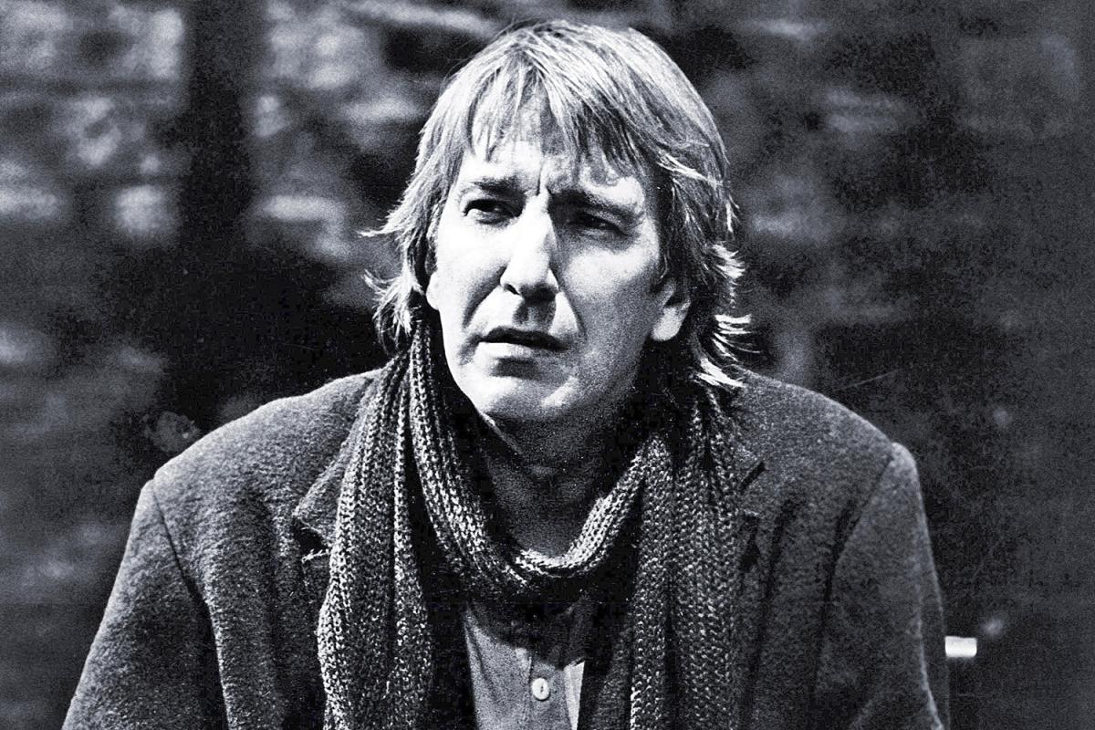 FansiteAr's tweet photo. Morning everyone 😊 and happy Friday, final post of the week from me.. no posts next week as I am away but will be back wk commencing 06/06 ... hope u all have a lovely weekend x 😘  #alanrickman #alanrickman❤️ #fridaypic #fridaypost #offnextweek #theatre https://t.co/79LrAeaWa8