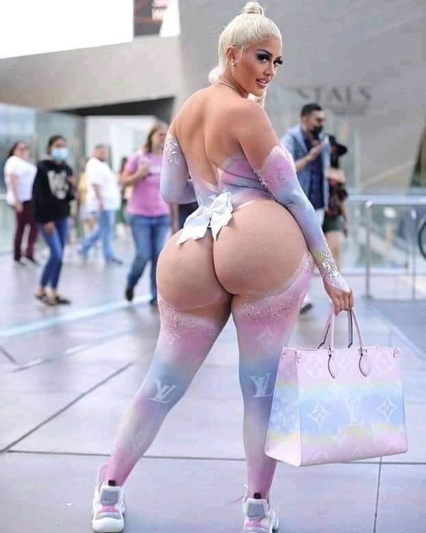 هخرج بالطقم ده 
حلوو