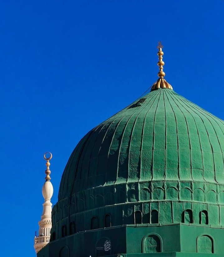 ADii_Official_'s tweet photo. کوئی حُسنِ عمل پاس میرے نہیں،
پھنس نہ جاؤں قیامت میں مولیٰ کہیں،
اے شفیعِ اُمم لاج رکھنا تمہیں، ❤️
تم پہ ہر دم کروڑوں درودوں سلام۔ ✨
#جمعہ_مبارك https://t.co/n4Xe0s43Sx