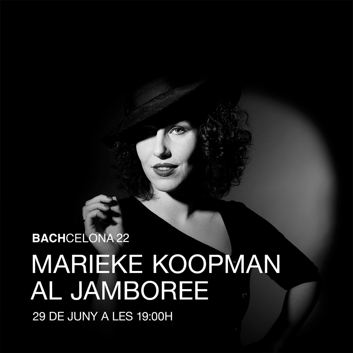 BACHCELONA's tweet photo. Què passaria si combinem un instrument barroc amb ritmes de jazz? Descobreix-ho al @jamboree_jazz en un concert en el que fins i tot viatjar en el temps és possible. Reserva ja la teva entrada! #BachIsBack
💌 Entrades a 22 €: https://t.co/JBG1TLIeek https://t.co/rvqhR7Ple6