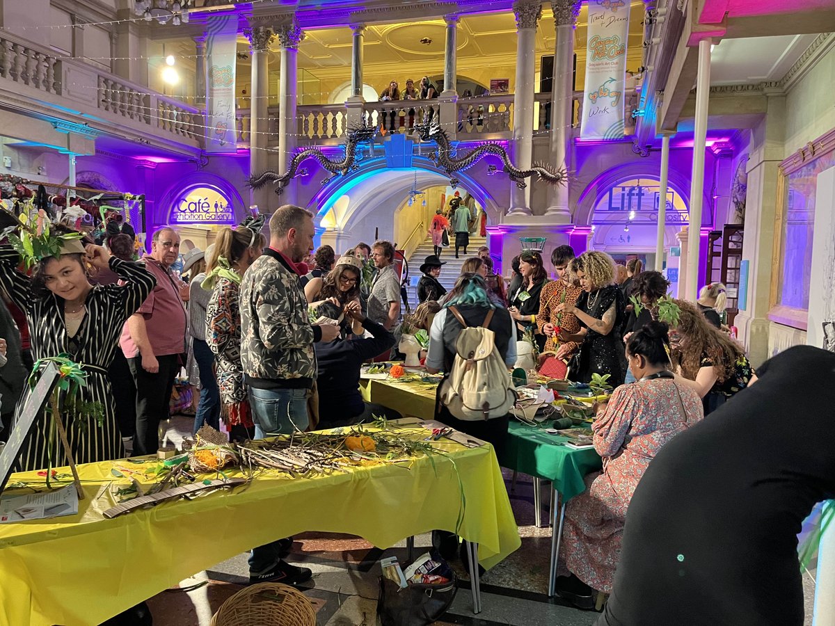 Bristol Museum & Art Gallery tweet media