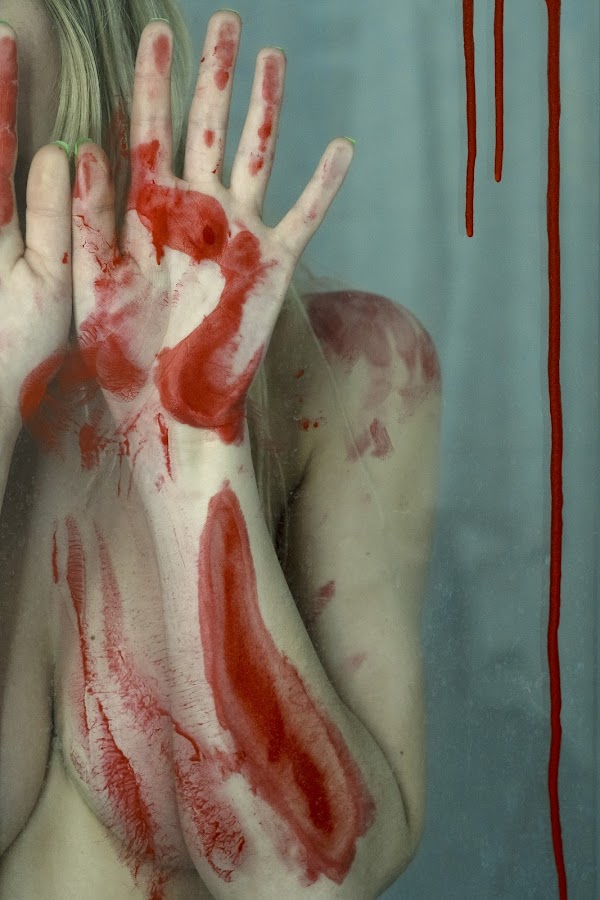 alena_burya's tweet photo. Continuing to yesterday's post.
Hands. While defenseless, they protect. They are at the forefront. They tell more about a person than a face.
A few pictures to prove it. 
Lesya Teslya, @lenashved1, Yelyzaveta Sherstnova
#NFT MYPH Vol.1 collection.
https://t.co/HcEnXlKCXQ https://t.co/abttI6DOzx