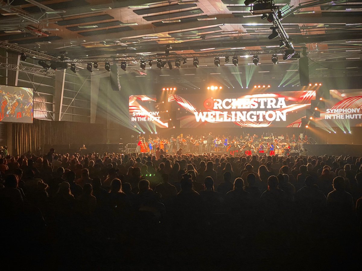 Walking in to #SymphontInTheHutt tonight at the Walter Nash Centre in Taita: the vibe is, well, just, wow! Hard to describe, but so special to see so many whanau soaking up the <a href="/OrchestraWLG/">Orchestra Wellington</a> boogies, grooves and disco tunes! Encore, encore!