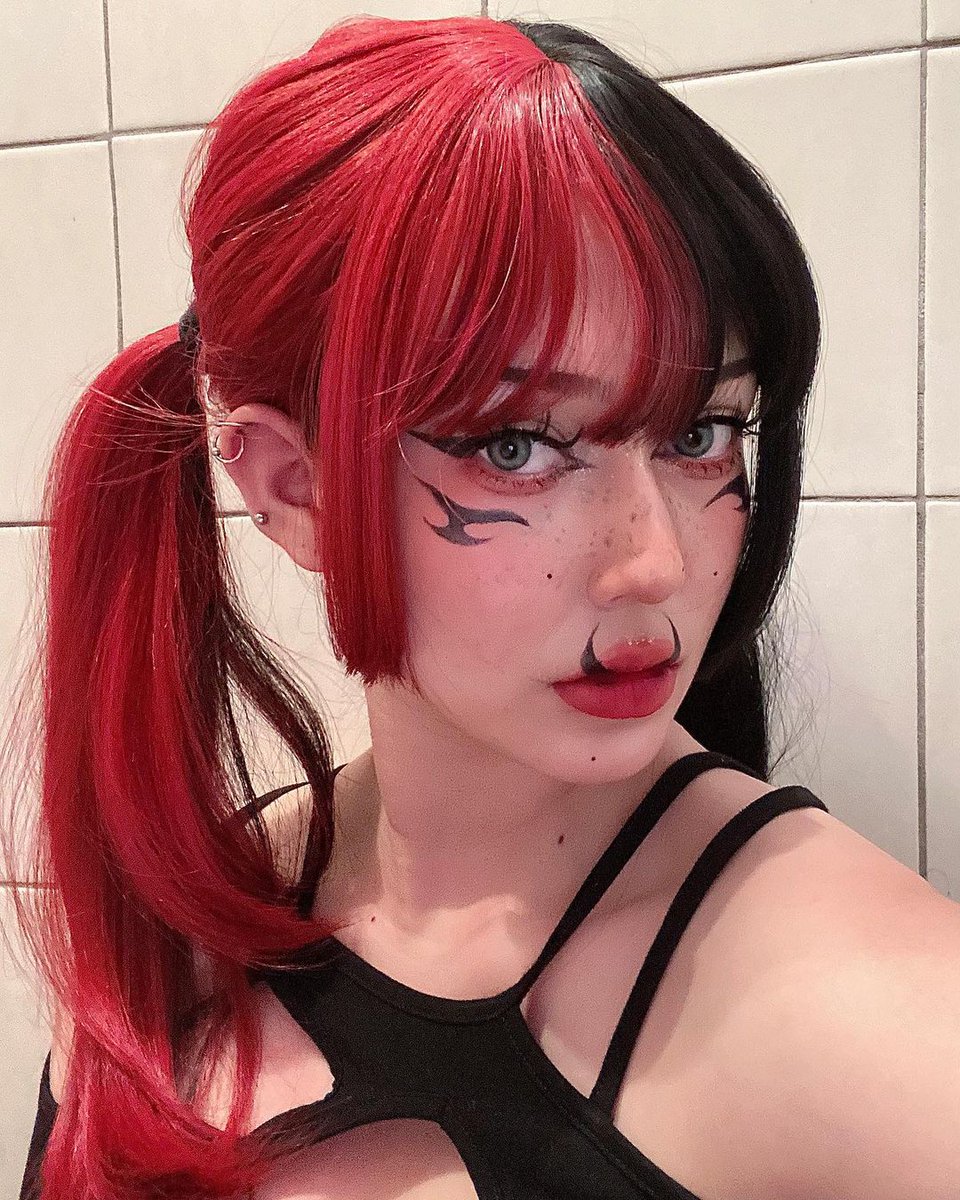 wigtodaystore's tweet photo. Red black wig and soft makeup make you sweet and coolπ
πΈ@yexysss
πππ
πBlack Red Air Bangs Wig
πSearch Wg1078 on https://t.co/X4YJvIkKI2
20% off codeπWIGFB
#Wig #Wigtoday #wigtodayshop #wigtodaystore #makeup #beauty #fashion #girlsforwig #makeupfeed #sweet #softmakeup https://t.co/7m2FCyspl8