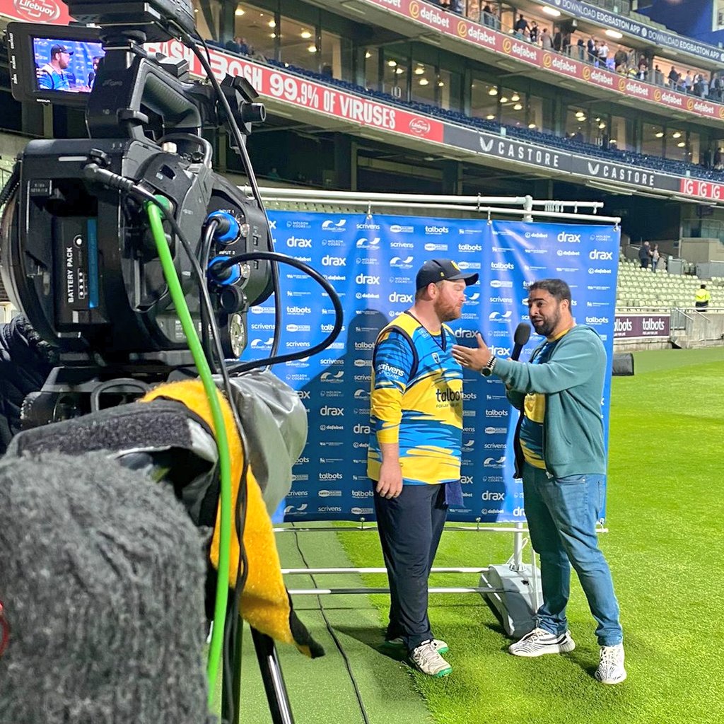 AatifNawaz's tweet photo. Yesterday, @WarwickshireCCC were sensational with bat and ball, registering their biggest ever @VitalityBlast win (by 125 runs) over Northants. Perfect start to the campaign and the perfect Bears debut for Paul Stirling who played a scintillating innings of 119 runs off 52 balls. https://t.co/JZYSS5OIvX