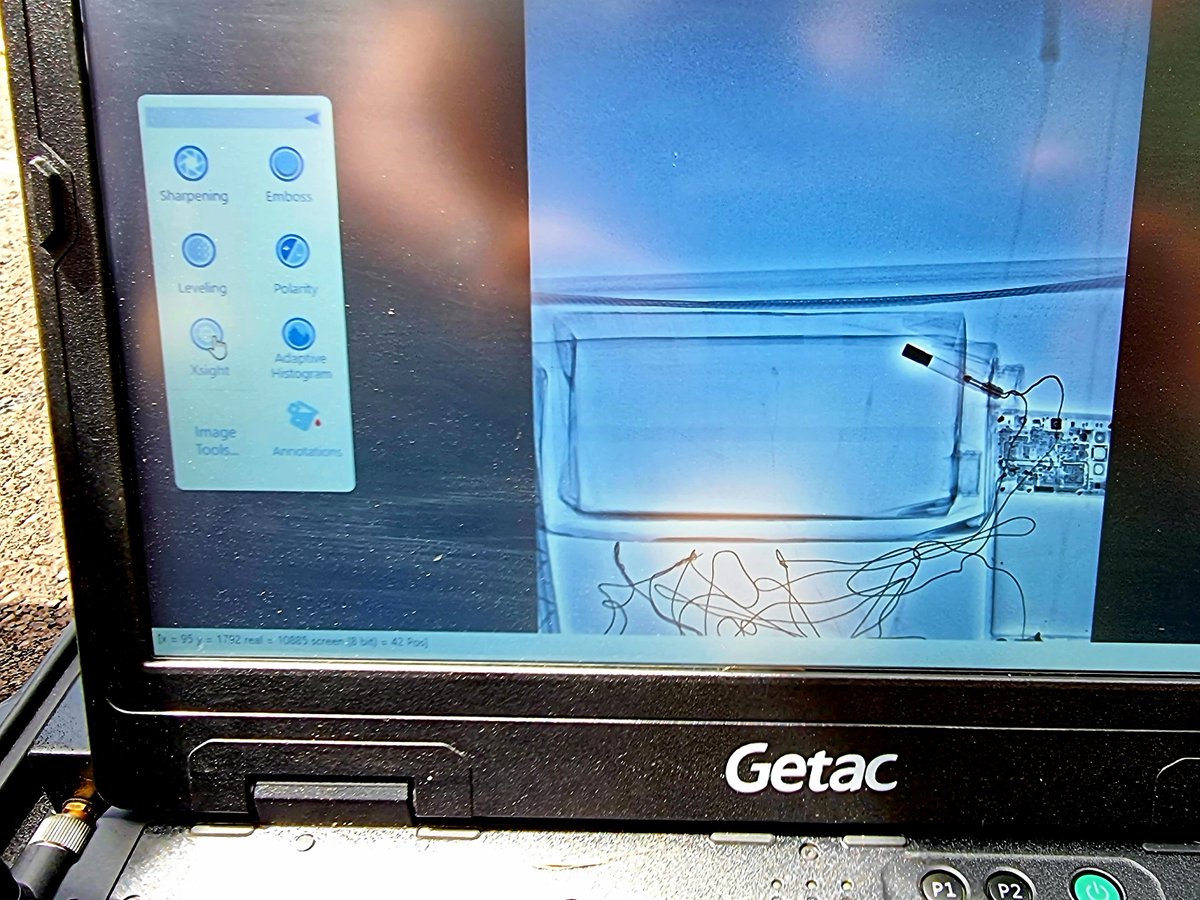 View inside the IED. 
Extraordinary demonstration by #Montenegro C-IED Unit, Army and Directorate of Protection and Rescue on the Explosive Ordnance Seminar. <a href="/Intel_Sec/">Intelligence-Sec</a> <a href="/MeGovernment/">Government of Montenegro</a>  #police #civilprotection #EOD #IEDD #CIED #demining #UXO <a href="/Vidisco54/">Vidisco X-ray</a>
1/3