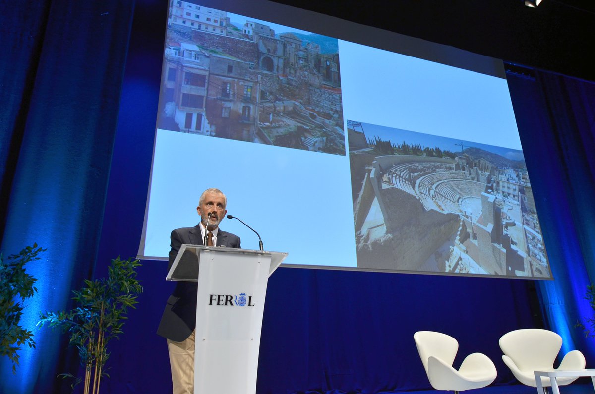 "Ferrol Destino Patrimonio Mundial" serviu para coñecer outras realidades 👇
🏰 O exemplo do patrimonio militar en #Cartagena, outra das capitais departamentais españolas, con J. A. Martínez.  
📹⏯ bit.ly/FerrolDPM