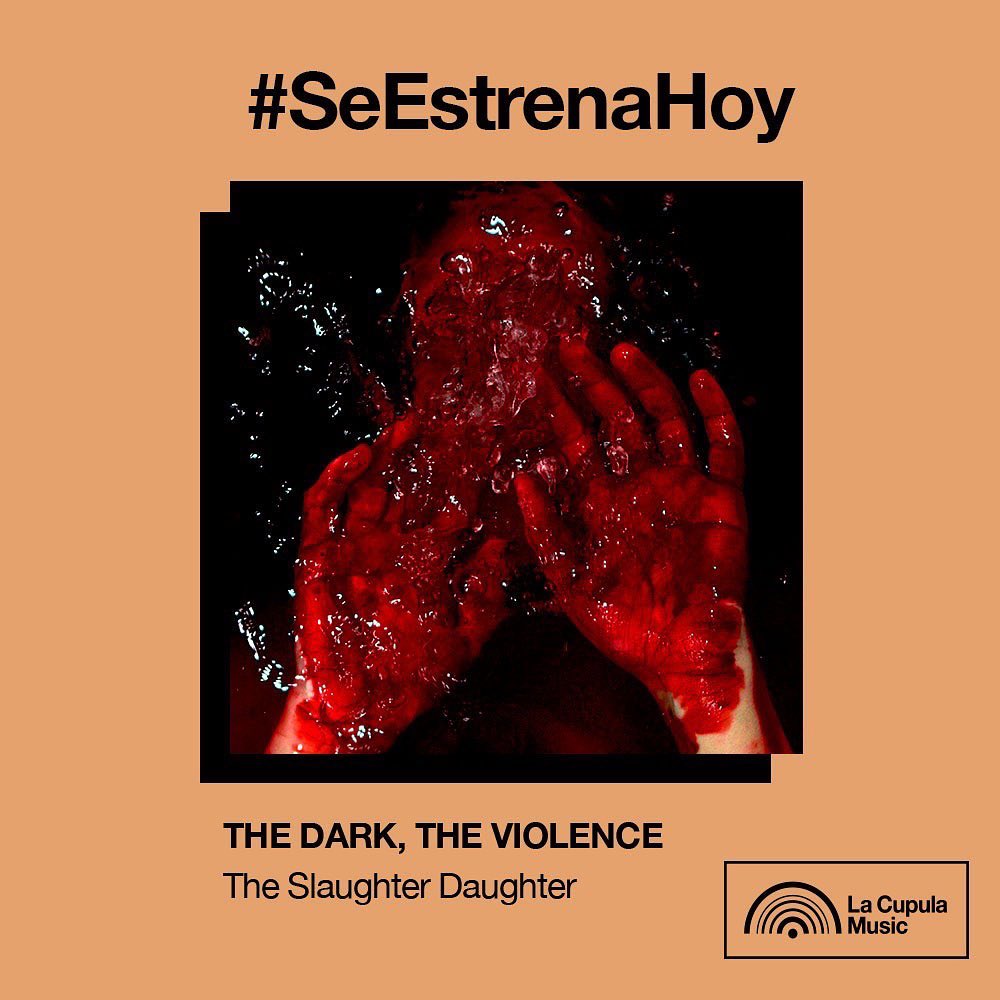 #SeEstrenaHoy🔥

🎧The Slaughter Daughter ha sacado su primer album “The Dark, The Violence”:una conversión sonora de su discurso brutal y sin complacencias, en una rica y heterogénea factura musical con influencias diversas y sumamente rompedoras.

🎶 👉🏻 
open.spotify.com/album/7EF35TRM…