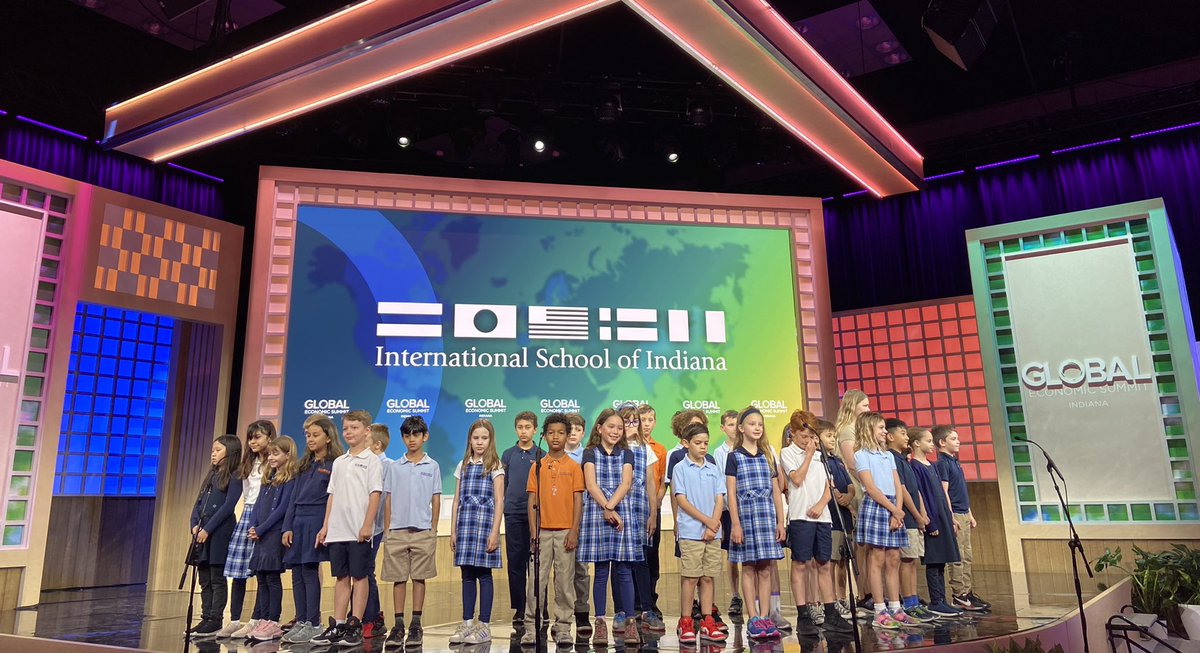 A standing ovation for the talented students from <a href="/TheISIND/">International School</a> singing in the languages of the world, opening up Day 2 at #INGlobalSummit #wearetheworld 🎶🌎✨