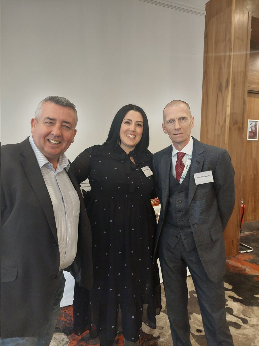 ruthgrif's tweet photo. Finally get to meet the wonderful @DearbhailLawles of @aontas. @CorkETB and @AccessCork are delighted to welcome you to Cork. #corkcan https://t.co/iDFlAMuvDf