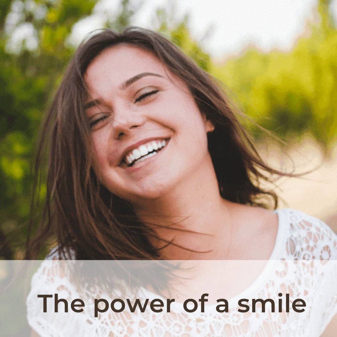 What does a smile mean to you? Primarily a display of happiness, they are often underestimated!

Some reasons to smile:
⚫Positive first impressions
⚫Confidence

Read more: 'The power of a smile' here!👇
ow.ly/fNVG30skpj5

#dentist #dental #orthodontics #orthodontist