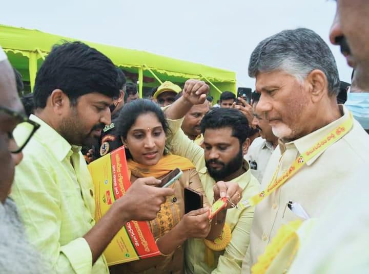 Anusha vundavalli tweet media