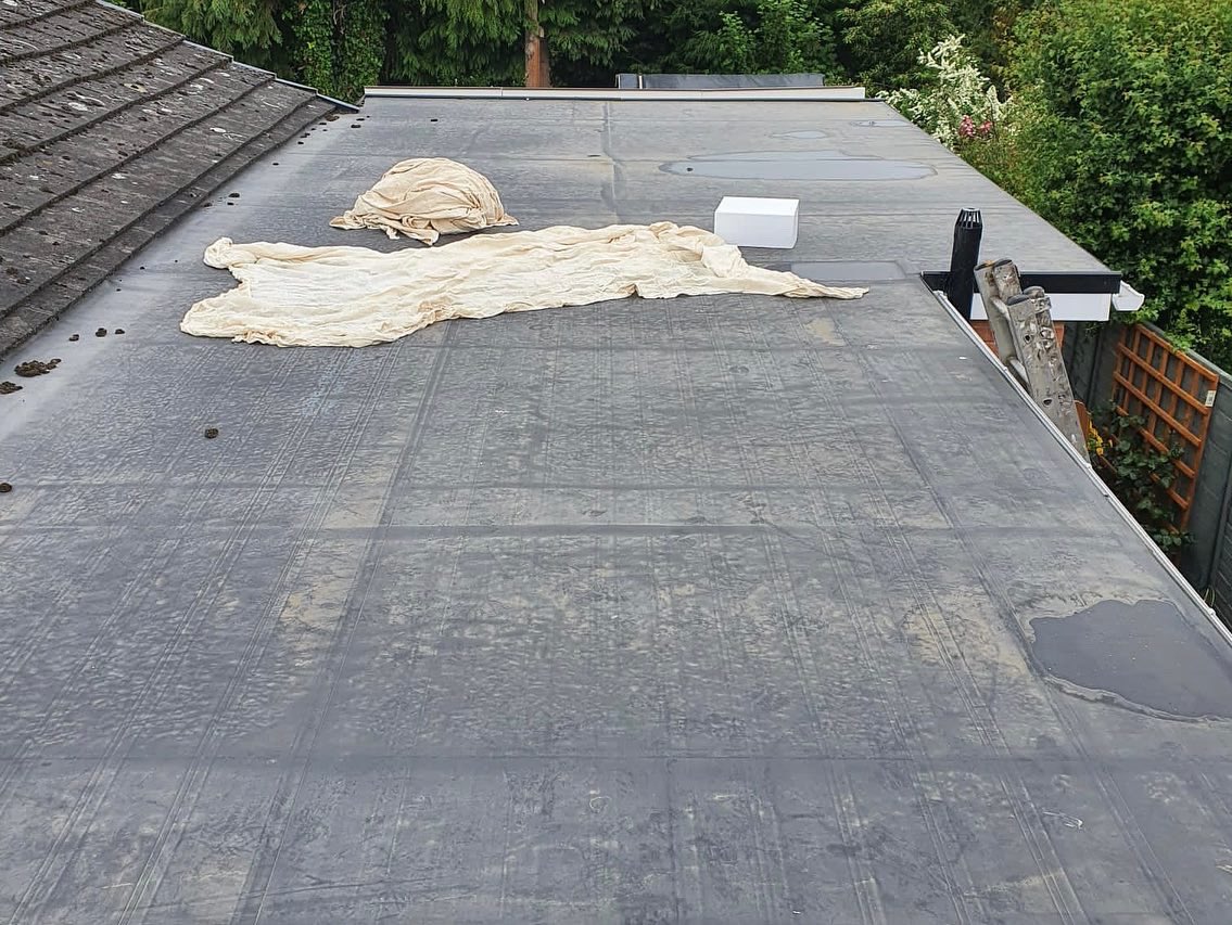 Transform your existing or new flat roof with a pitched Roof Lantern just as these customers have.

Not only are they better at channeling light from all angles than their flat counterparts, but they can also create a stunning architectural showpiece!

#worcestershirehour