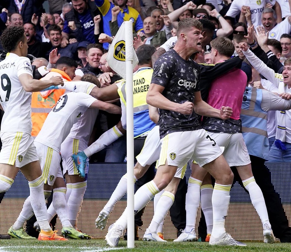 jessemarsch's tweet photo. What an amazing 12 weeks. Everyone in the club was unified in our mission to stay up. This couldn’t have been done without the support of everyone. We truly are Marching On Together! 🟡🔵

#LUFC #MOT @LUFC https://t.co/sY8ddcbUQA