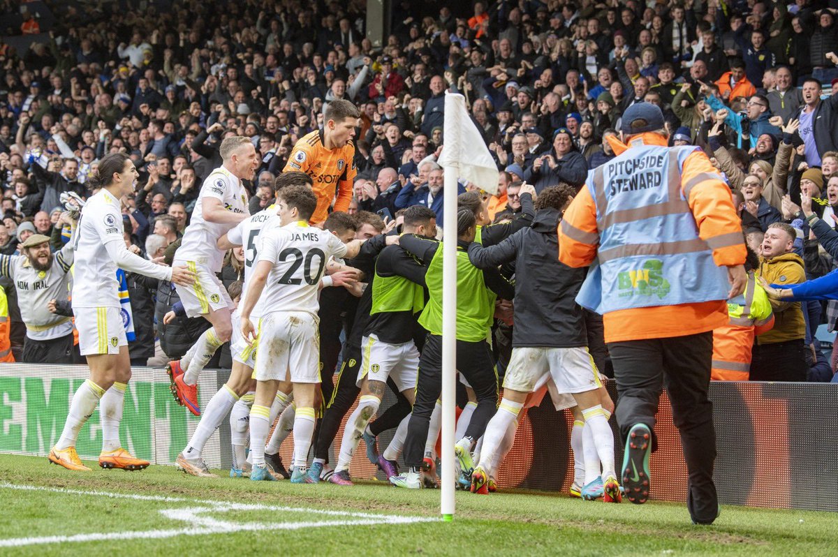 jessemarsch's tweet photo. What an amazing 12 weeks. Everyone in the club was unified in our mission to stay up. This couldn’t have been done without the support of everyone. We truly are Marching On Together! 🟡🔵

#LUFC #MOT @LUFC https://t.co/sY8ddcbUQA