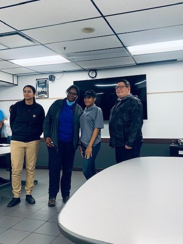 UPS Jefferson Street Sunrise (@ups_jefil_s) on Twitter photo π₯³π₯³π₯³π₯³Congratulating Andre Berry (Primary), Lilliana Rodriguez (Small Sort), Juan Torres (Outbound), Shanice Drummond (Training) on being awarded Supervisor of the month. We really Appreciate each of you π€©π€©π€©π€©π π π <a href="/KimMitc65731396/">Kim Mitchell</a> π₯³π₯³π₯³π₯³Congratulating Andre Berry (Primary), Lilliana Rodriguez (Small Sort), Juan Torres (Outbound), Shanice Drummond (Training) on being awarded Supervisor of the month. We really Appreciate each of you π€©π€©π€©π€©π π π <a href="/KimMitc65731396/">Kim Mitchell</a>