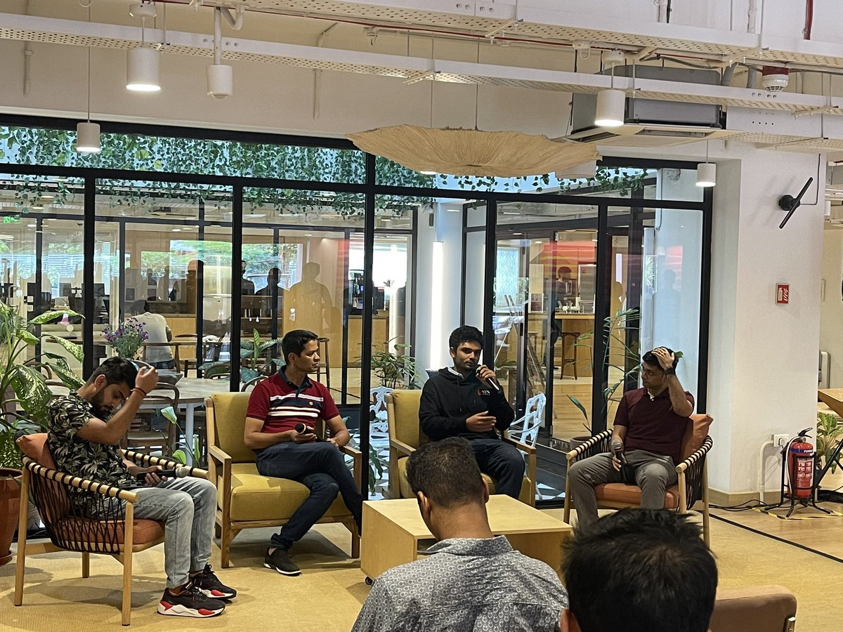 elviric's tweet photo. look who is aping around. @YourstrulyVish @SinoGlobalCap #web3blr #web3 #bitcoin # https://t.co/1BLKGLk8Kg