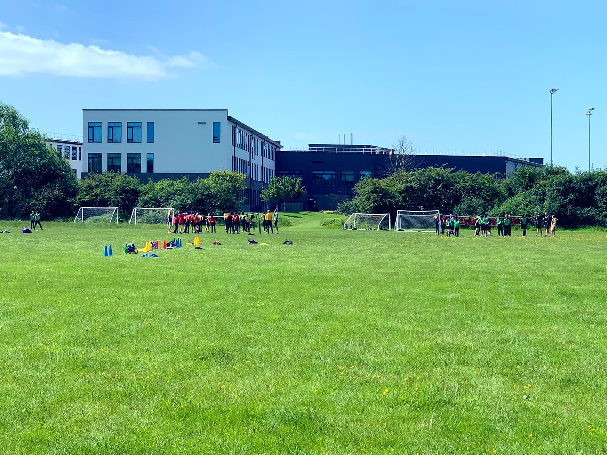 APTheDeanery's tweet photo. Amazing inter-house Rounders and Volleyball happening on the field today. Great team spirit and participation from all! Well done @PeNewland and @PE_Deanery for organising such an inclusive end of term event! @deaneryacademy @DBAT_UK https://t.co/nSKOYzyIa0