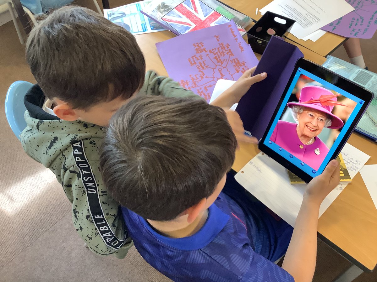 MrsWilliamsCMP's tweet image. Now we’re using the app animate anything to tell our listeners all about Queen Elizabeth II #PlatinumJubilee #teamcarrmill @Carrmillprimary #carrmillcomputing