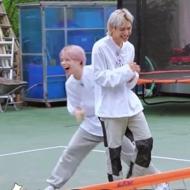 for_hubi's tweet photo. look at these cuties, they look so precious 😭 https://t.co/yfmL1bmuR8