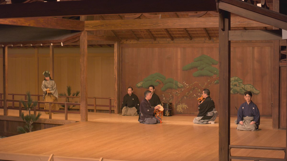 mansai_gozaru's tweet image. 【万作の会HP　かわら版更新！】万作の会　メディア出演情報（5/27追加）【野村万作の袴狂言『釣狐』記録映像制作について】：詳細→　mansaku.co.jp/information/ka…
5/29（日）NHK-BS8Kに続き、6/26（日）21:00～NHK－Eテレ『古典芸能への招待』でも今回収録された舞台映像が放送されます。お楽しみに！