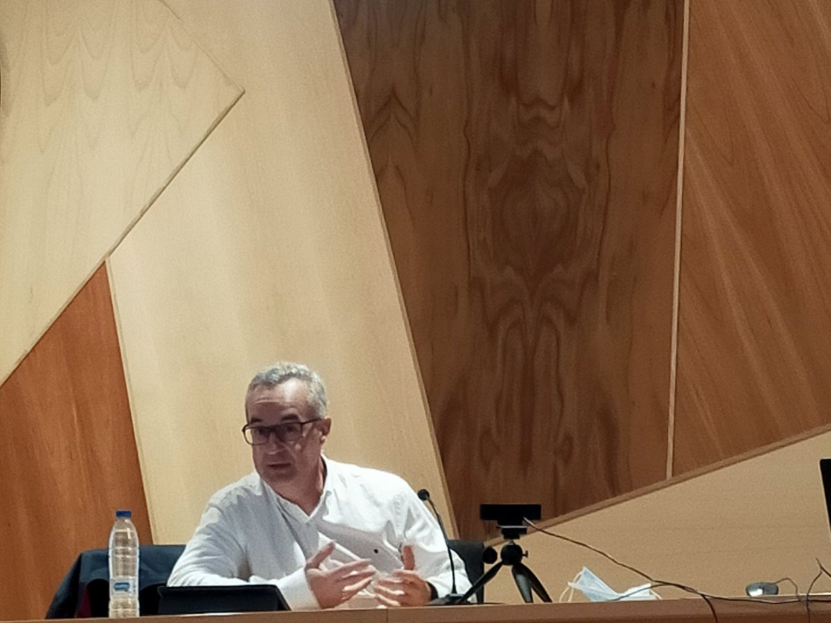 Aprendemos sobre #CienciaAbierta con nuestro compañero y amigo <a href="/jesus_valverde/">Jesús Valverde</a> en #SummerSchool de <a href="/reunidinv/">Reuni+D</a>