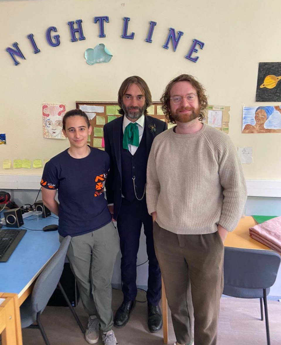 VillaniCedric's tweet photo. Face au mal-être mental qui se répand comme une épidémie chez les #jeunes, c'est si important de pouvoir compter sur les initiatives de terrain comme @NightlineFrance, qui à travers la France reçoit des milliers de coups de fil nocturnes d'étudiants en souffrance. Bravo &amp; merci ! https://t.co/bM3AKz9iwh