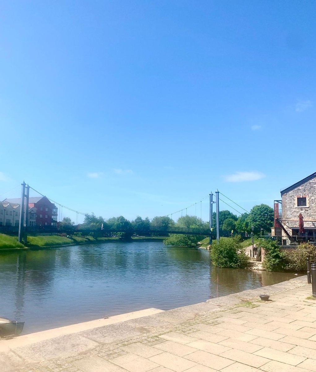 What a lovely day here on The Quay!
Make sure you get some Vitamin D today 🌞😊 
 #health #chiropractic #exeter #ROCK
