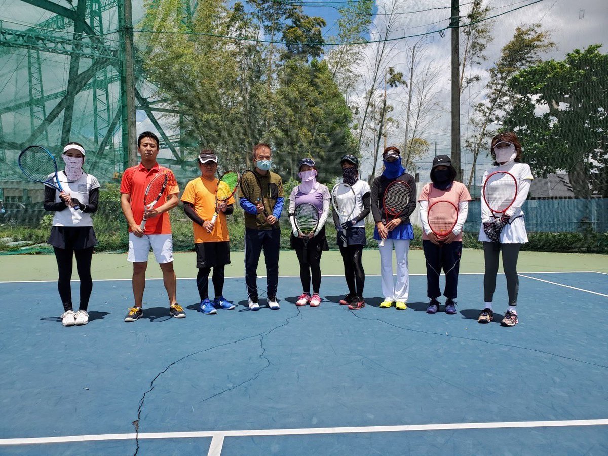 yuunatu8's tweet photo. 立場レッスン🎾♡

みんなでダブルス！
楽しかったあ💝💝💝

暑くて汗かいたっ
ありがとうございました♡ https://t.co/XT3dvayn57