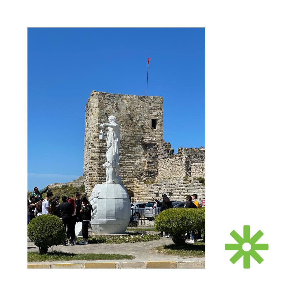 esnsamsun's tweet photo. 🏞 SINOP TRIP 🏞

It's always a good idea to breath the fresh air of Hamsilos, visit the historical city and taste the Sinop mantı 😋

See some photos from our last Sinop trip ☝️

content: Dendi Ferdyan

#ESNsamsun #ErasmusGeneration #Sinop https://t.co/eDSlS480vC