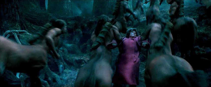 HogwartsMEMES's tweet photo. This scene will be forever in my core memory. https://t.co/p7HG2vM2af
