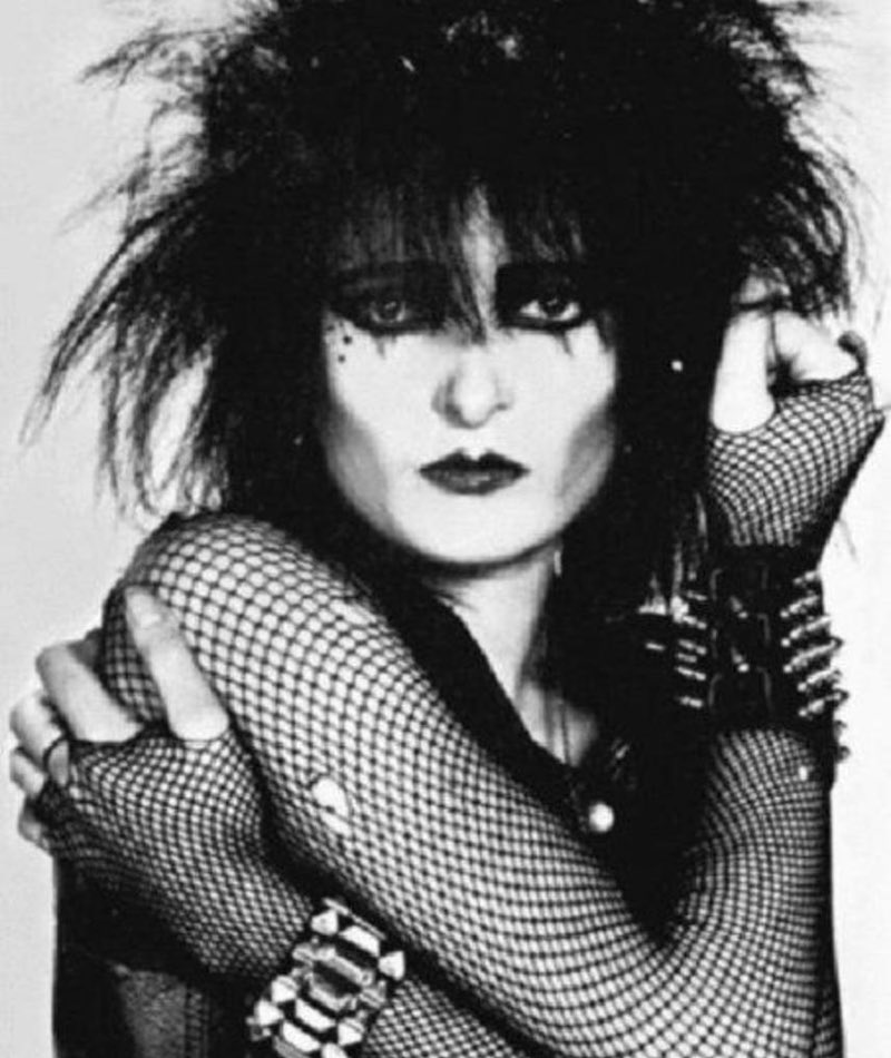 Happy birthday to the goddess Siouxsie Sioux we are entranced, spellbound 