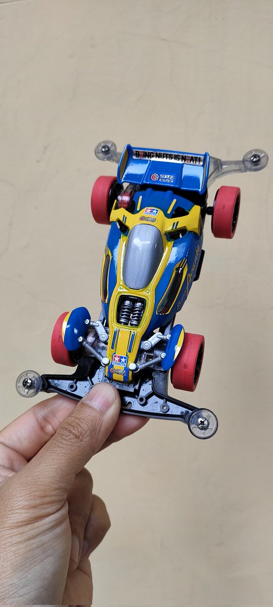 TeamFlazh's tweet photo. Yang nanya "muat gak di super 2", jawabannya muat. Kalo di AR TIDAK BISA ya ges.. belakangnya rada nungging, Krn depan keganjal gir cover.
#tamiyaindonesia #Mini4WD #TamiyaMini4WD #STO100 #ใใๅ้ง #tamiya #furush #teamflazhchannel https://t.co/Ngs964Eqku