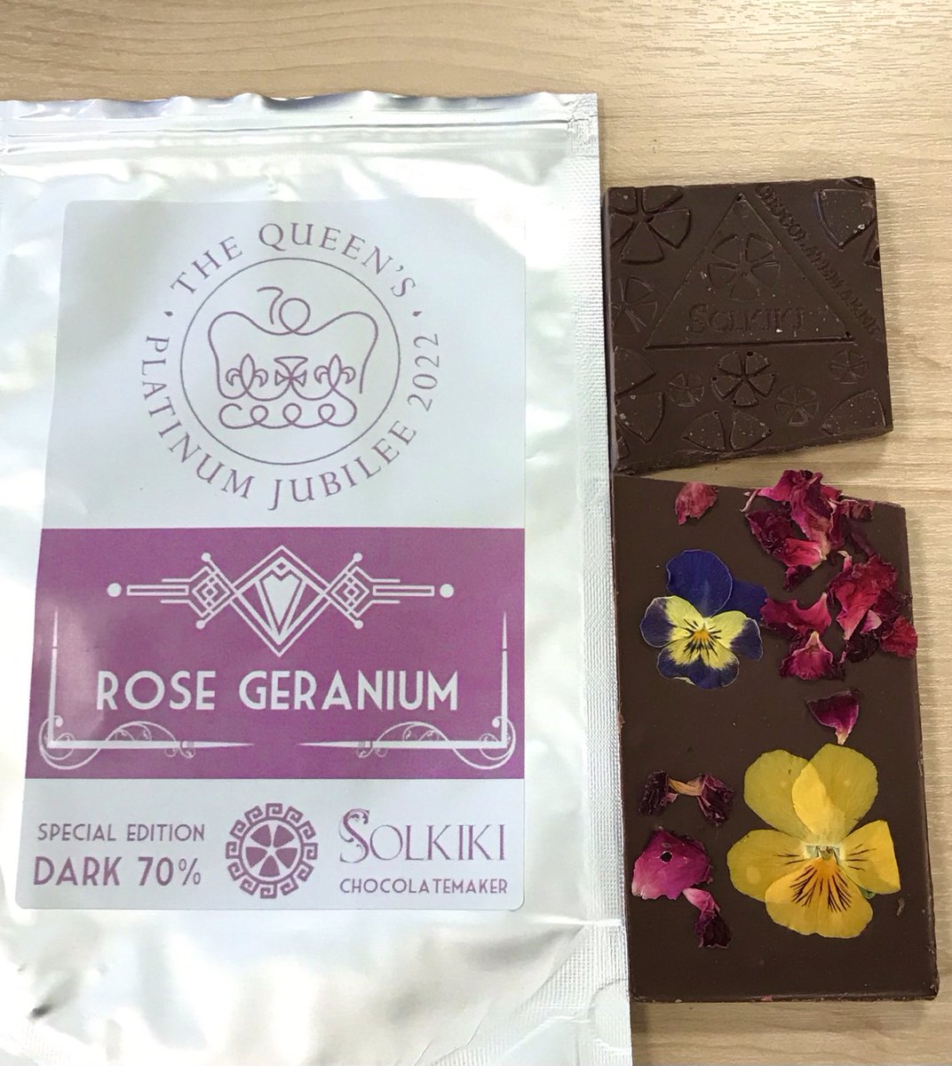 ccAndrewBaker's tweet photo. I have been in lovely Dorset this week for a story, so appropriate to share with you this pretty bar from that county, a jubilee celebration from the imaginative vegan chocolatiers ⁦@SolkikiChocolat⁩. They have an amazing range of ethical and tasty bars, do have a look… https://t.co/i2fvldjqos