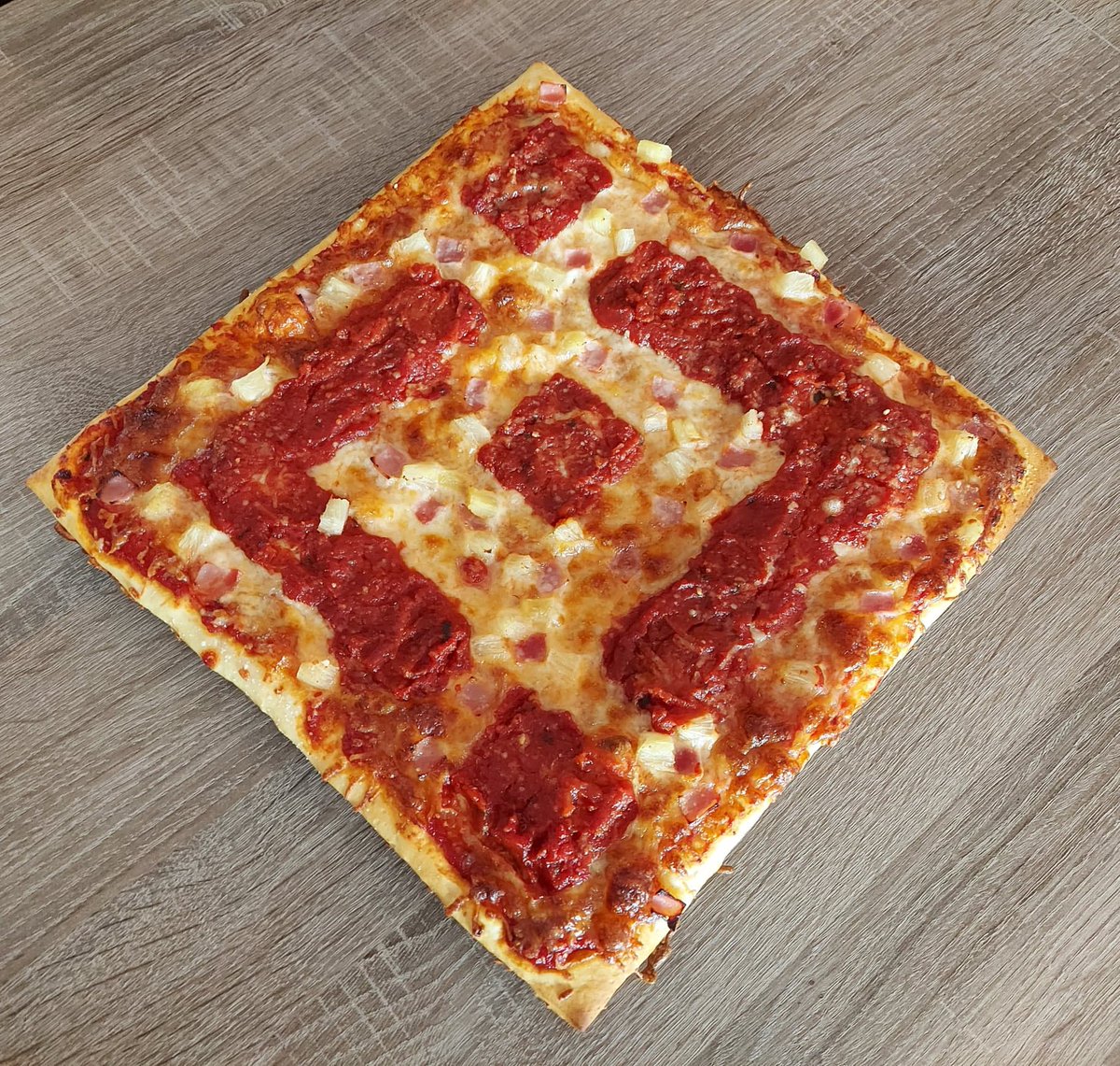 Now that's a #BinancePizza.  

📸 <a href="/_Dea_____/">_Dea_____</a>