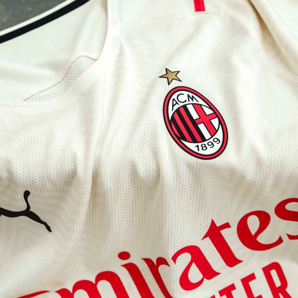 SpazioMilan's tweet photo. 🌎Para toda nuestra comunidad:❤️🖤

⚽️ • Sorteo Jersey 𝘼.𝘾 𝙈𝙞𝙡𝙖𝙣 20/21 ✅

🤔¿Cómo participar?
✅️ Seguir esta cuenta.
✅️ Seguir a @imonterox23 
✅️ RT + LIKE a este Tweet.

🎟 • Sorteo entre los que cumplan los requisitos. https://t.co/WXhLYlz5ys