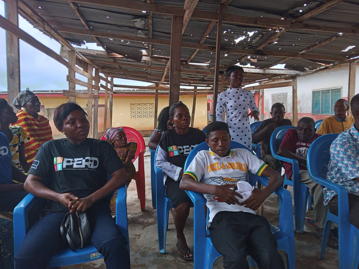 WomenInNeedWIN1's tweet photo. The men were also there in their numbers to support our WGDs during the lifeskills training. @TheoAyugani @ArkuSusie #perdproject https://t.co/NAxrZFN2ti