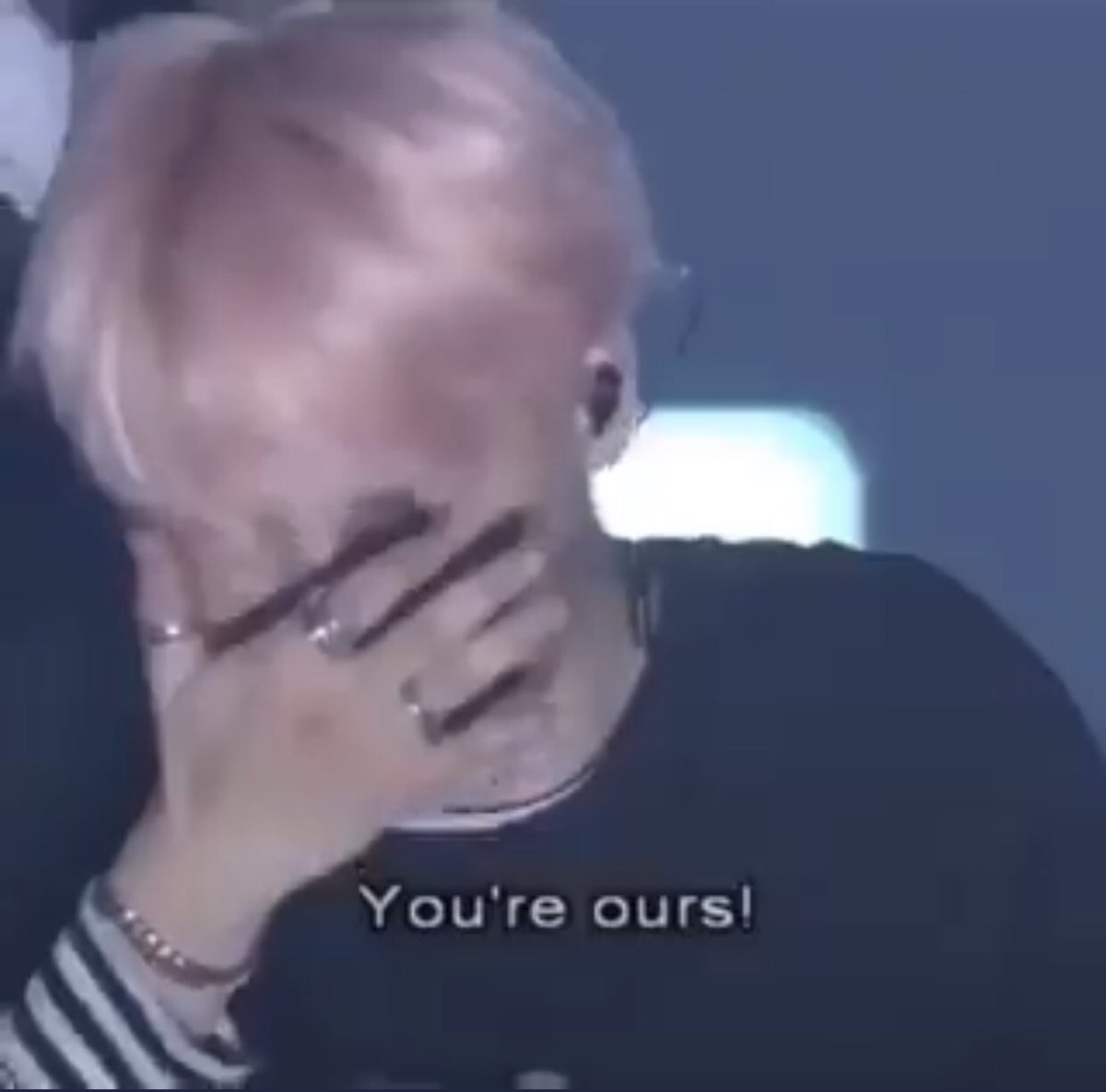 sevenrchive's tweet photo. BTS’ IMMENSE LOVE FOR ARMYS — an endearing thread https://t.co/uF0NRK0mgd