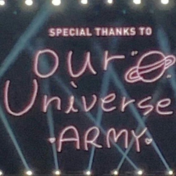sevenrchive's tweet photo. BTS’ IMMENSE LOVE FOR ARMYS — an endearing thread https://t.co/uF0NRK0mgd